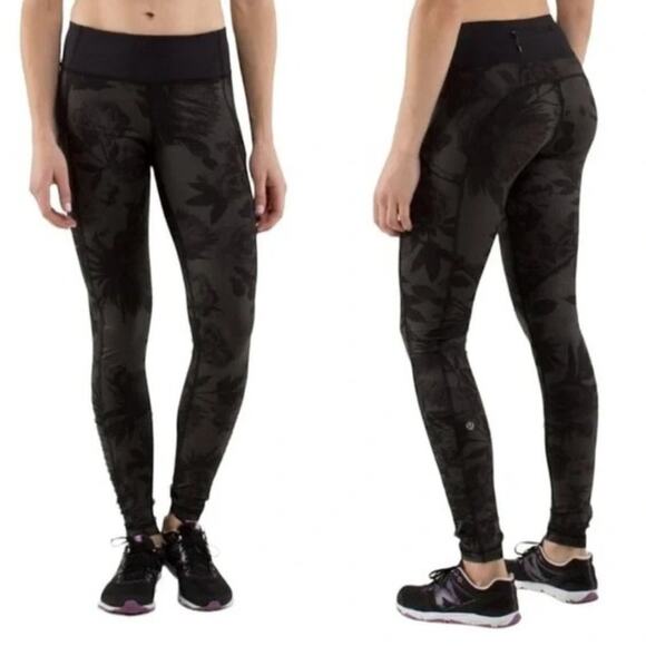 Lululemon Speed Tight Luxtreme SIZE 10 Black Bloom Floral Running Yoga Pants - Picture 1 of 13